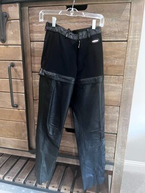 Harley-Davidson ladies convertible riding pants.